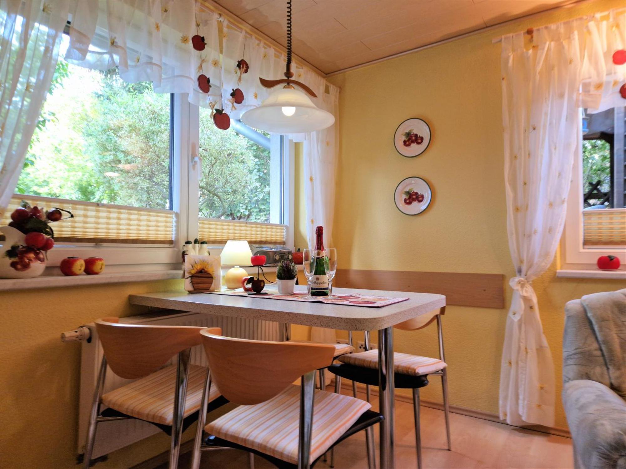 Ahlbeck, Ferienobjekt Apfel-Blume-Veilchen Daire Heringsdorf Oda fotoğraf